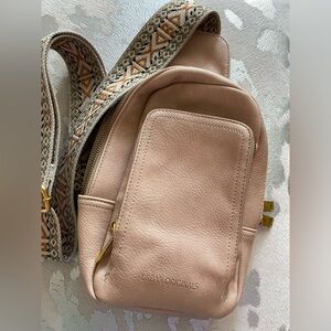 Urban origins Havana crossbody